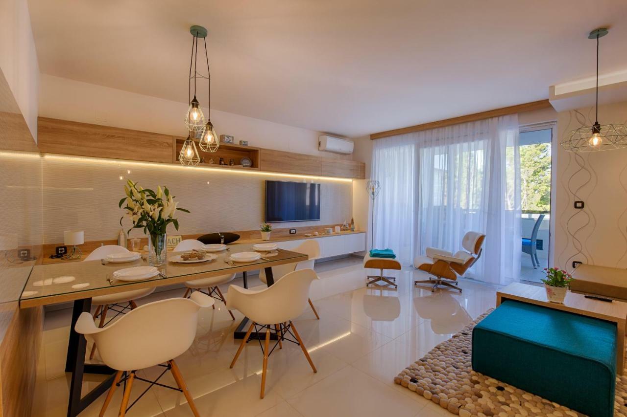 Deluxe New Apartments - Few Steps From The Beach - Luxury Holiday With Style - By Traveler Tourist Agency Krk Крк Экстерьер фото
