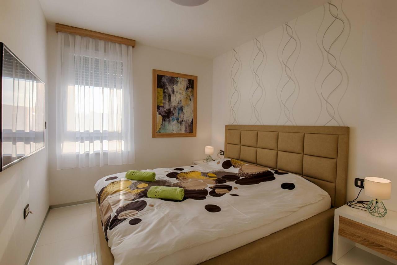 Deluxe New Apartments - Few Steps From The Beach - Luxury Holiday With Style - By Traveler Tourist Agency Krk Крк Экстерьер фото
