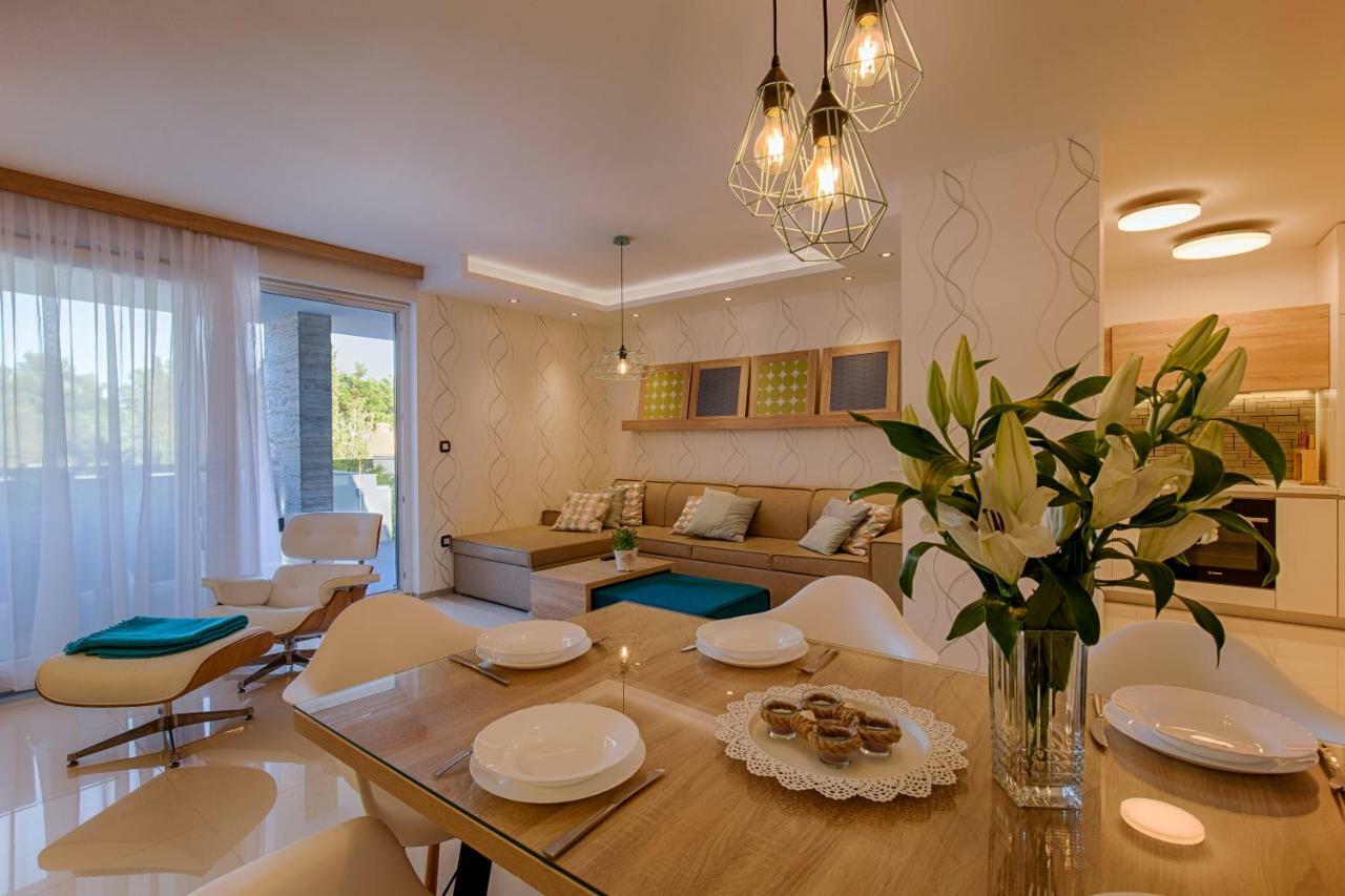 Deluxe New Apartments - Few Steps From The Beach - Luxury Holiday With Style - By Traveler Tourist Agency Krk Крк Экстерьер фото